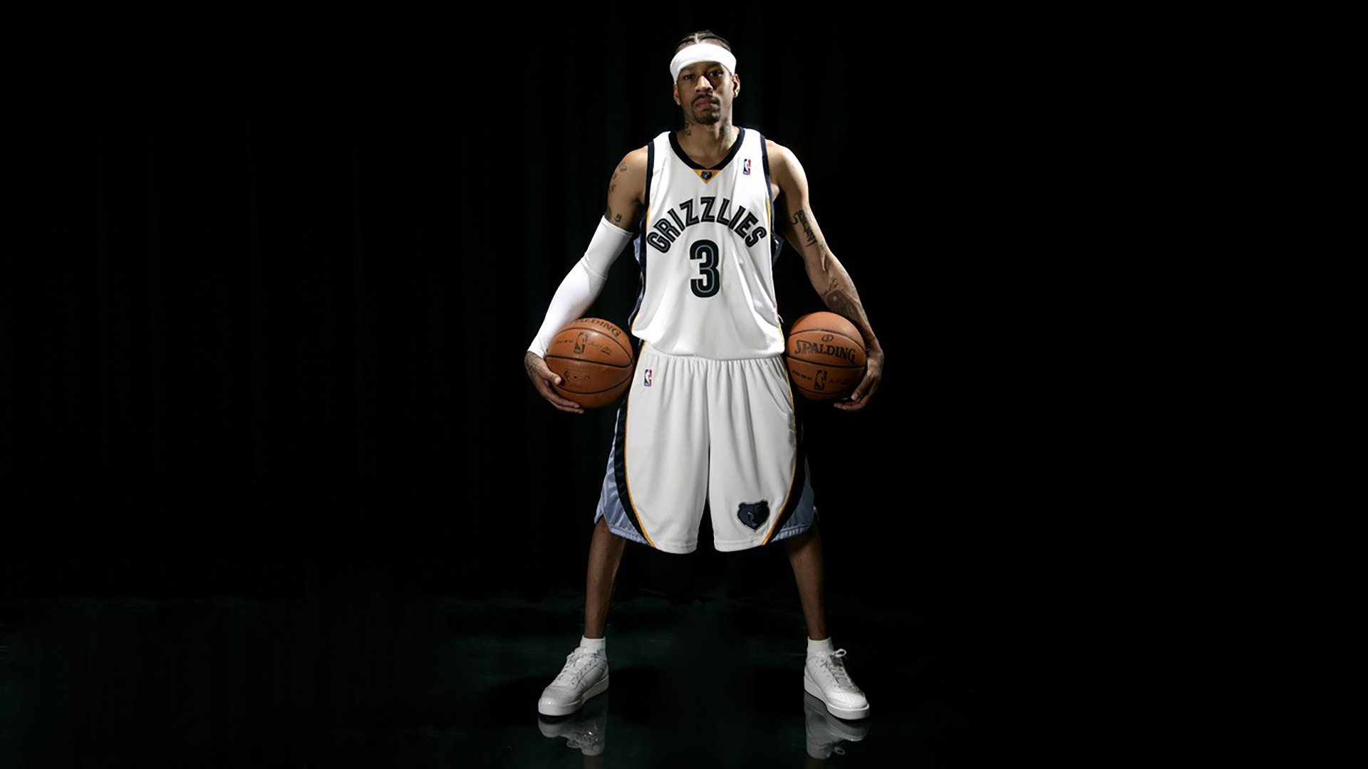 “拜仁启用青训力量,德甲豪门重塑锋线”